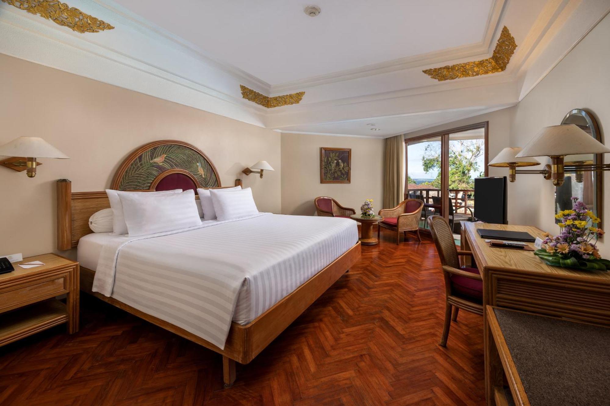 Prama Bali Hotel 5*